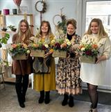 Bedfordshire flower school mothers day experiences and unique gifts
